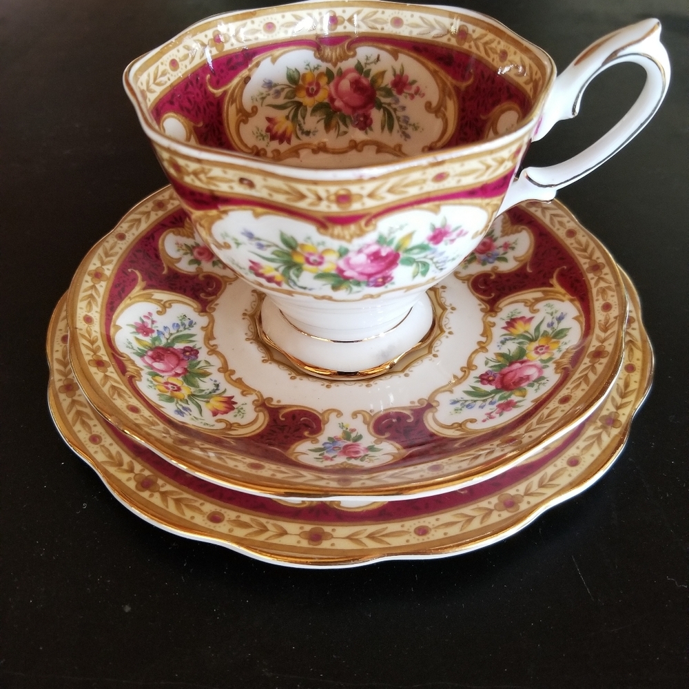 COPY - Royal Albert 'Lady Hamilton' tea trio